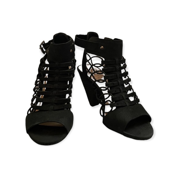 Vince Camuto Shoes - Vince Camuto Women’s Black Leather Sandals 4